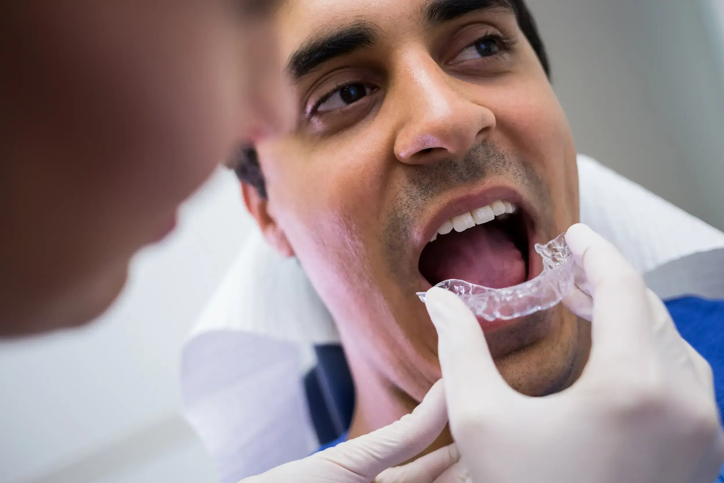How Invisalign Treatment Can Improve Oral Health and Confidence